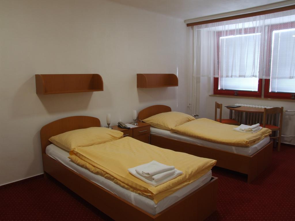 Hotel Garni Vsb Ostrava Bilik gambar